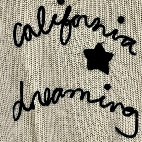 FOREVER 21 Women’s Crewneck Sweater Size Small - Picture 3 of 5